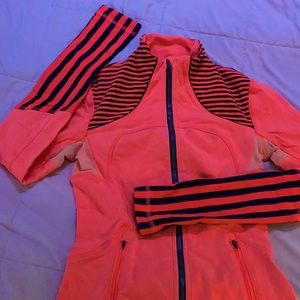 Lululemon running jacket XS/S
